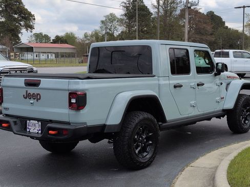 Certified 2023 Jeep Gladiator Mojave w/ LED Lighting Group AWD/4WD image 5