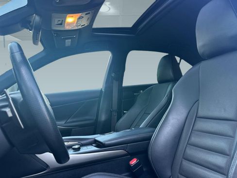 Used 2019 Lexus IS 350 F Sport w/ F Sport Package RWD image 16