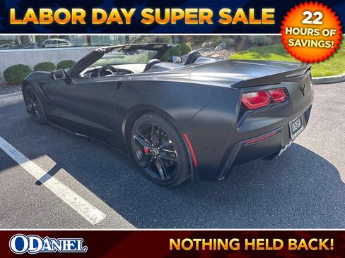 Used 2015 Chevrolet Corvette Stingray Convertible w/ 3LT Preferred Equipment Group RWD image 4