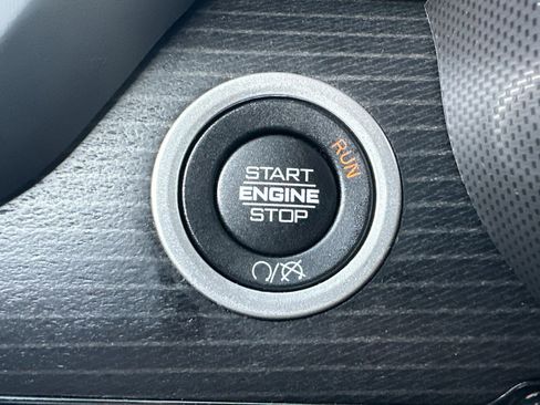 Used 2024 RAM 3500 Limited image 23