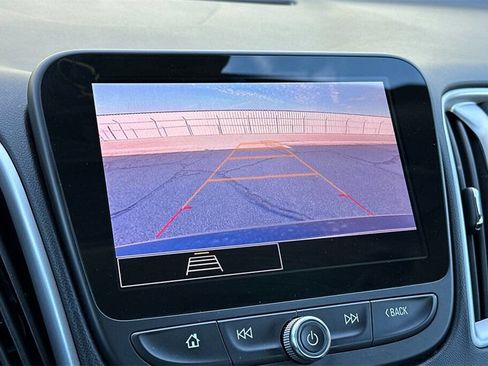 Used 2023 Chevrolet Malibu LT image 18