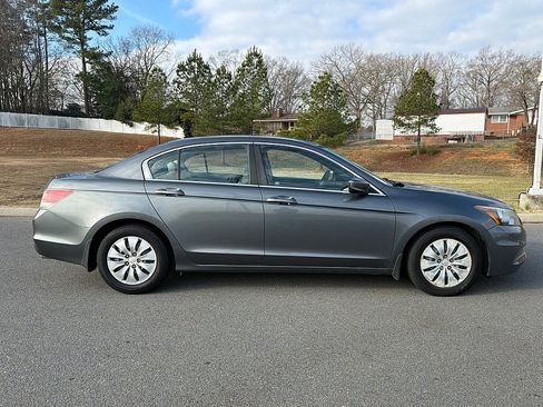 Used 2012 Honda Accord LX image 2