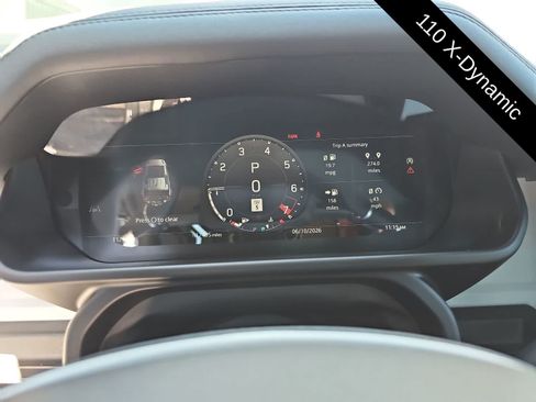 Used 2025 Land Rover Defender 110 X-Dynamic SE AWD/4WD image 22