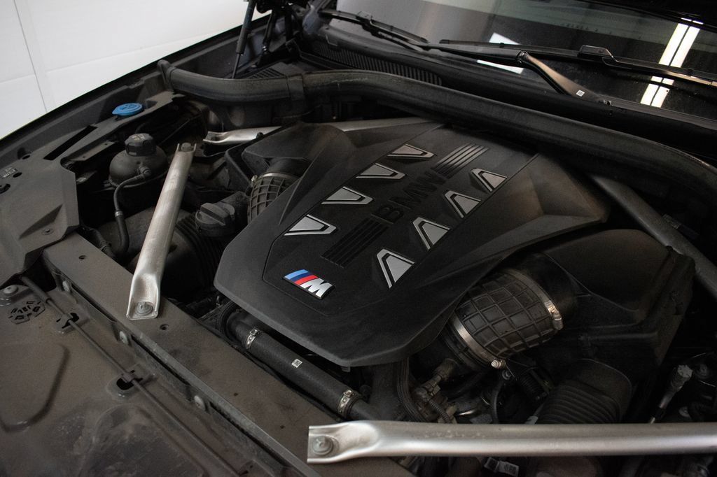 Used 2025 BMW X5 M60i w/ Climate Comfort Package AWD/4WD image 10