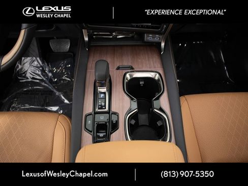Used 2025 Lexus RX 350 Premium Plus w/ Convenience Package FWD image 32