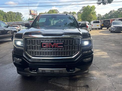 Used 2018 GMC Sierra 1500 Denali w/ Denali Ultimate Package AWD/4WD image 3