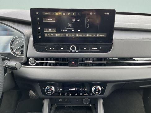 Used 2025 Mitsubishi Outlander SE AWD/4WD image 27