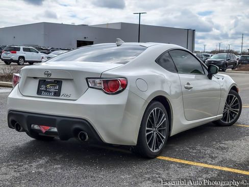 Used 2016 Scion FR-S image 7