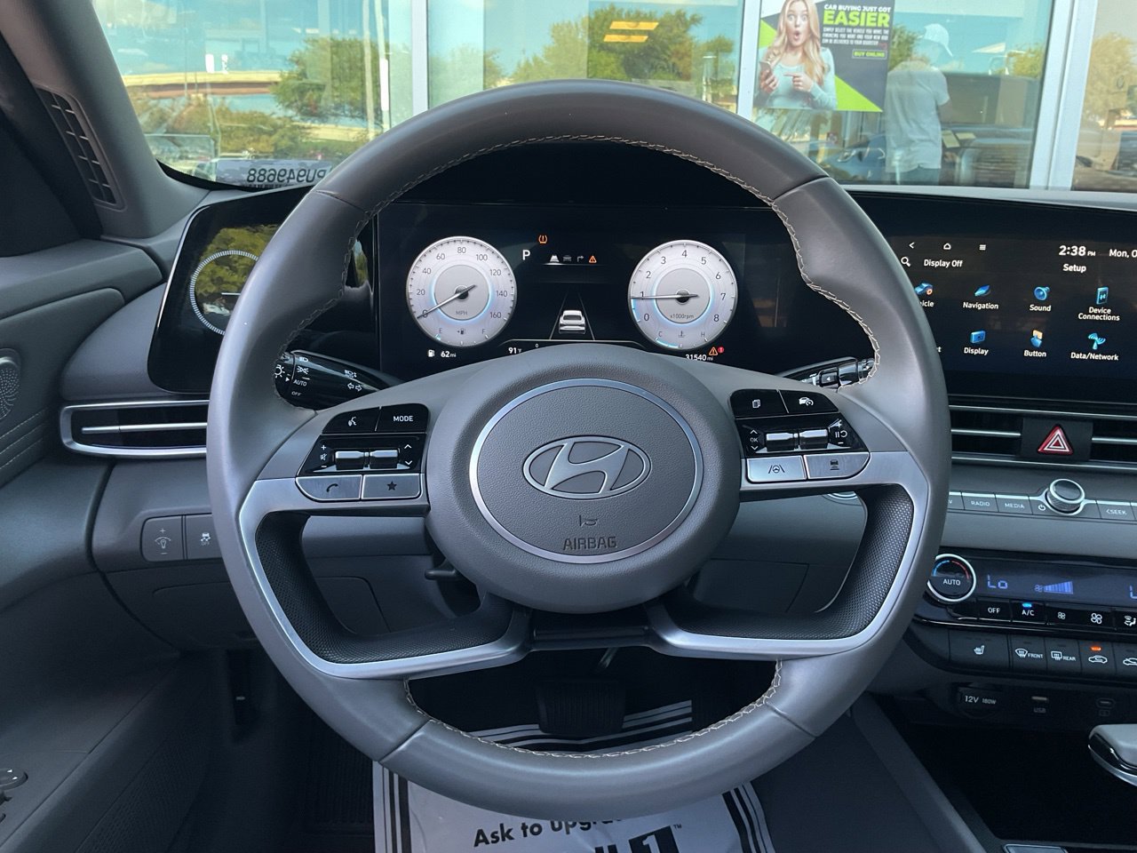 Used 2025 Hyundai Elantra SEL FWD image 33