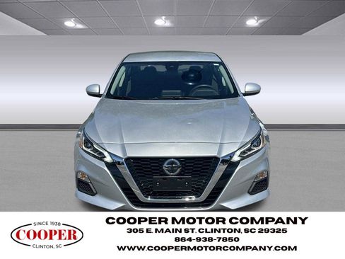 Used 2022 Nissan Altima 2.5 SV FWD image 8