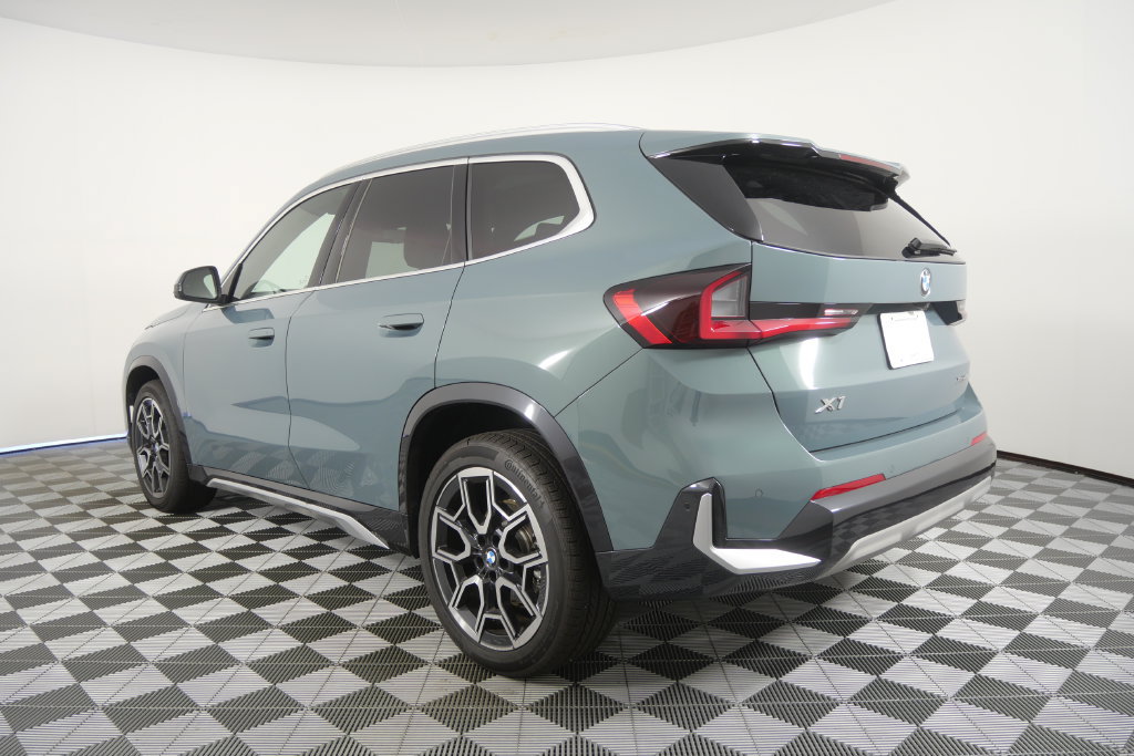 Certified 2026 BMW X1 xDrive28i AWD/4WD image 6