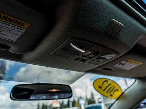 Used 2012 MAZDA MAZDA3 i Touring image 30