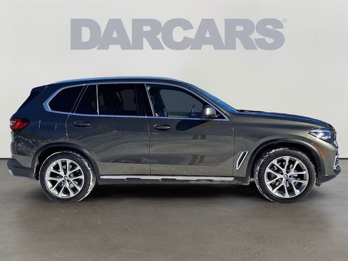Certified 2022 BMW X5 xDrive40i w/ Premium Package image 7