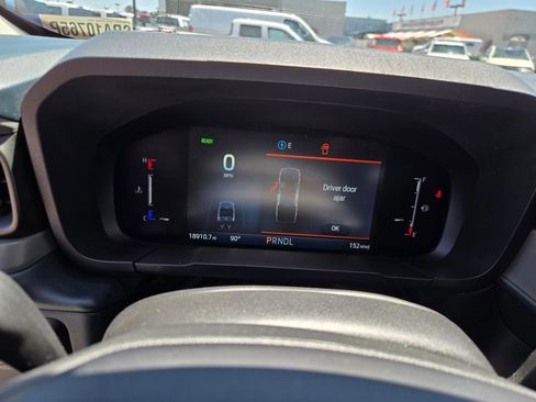Certified 2025 Ford Maverick XL FWD image 28