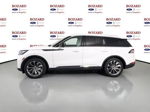 New 2026 Lincoln Aviator Reserve image 4