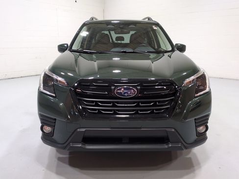 Certified 2023 Subaru Forester Premium AWD/4WD image 8