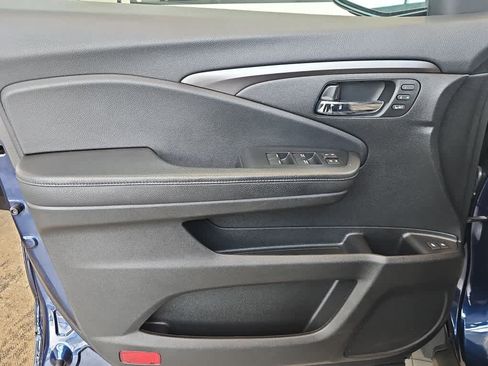 Used 2021 Honda Passport EX-L image 16