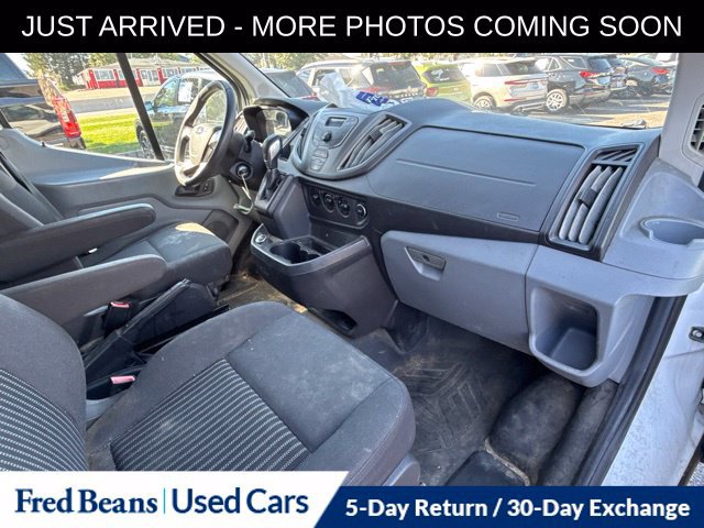 Used 2018 Ford Transit 250 130 Low Roof w/ Exterior Upgrade Package RWD image 14