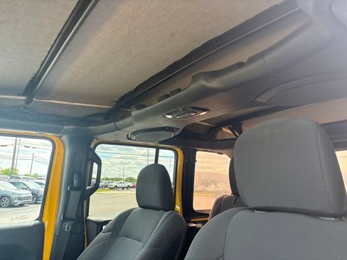 Used 2019 Jeep Wrangler Unlimited Sport S AWD/4WD image 21