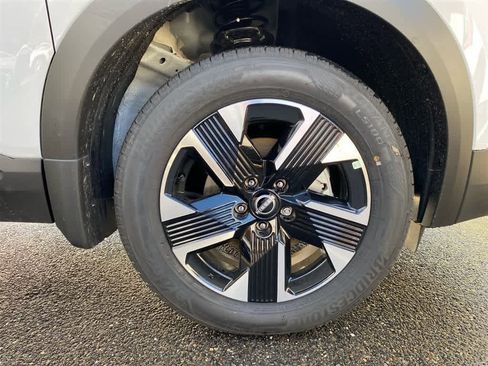 New 2026 Nissan Kicks SV w/ SV Premium Package image 28