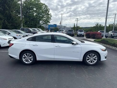 Used 2022 Chevrolet Malibu LT FWD image 8