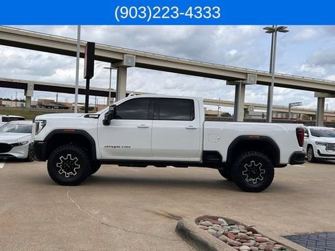 Used 2025 GMC Sierra 2500 AT4X AWD/4WD image 7