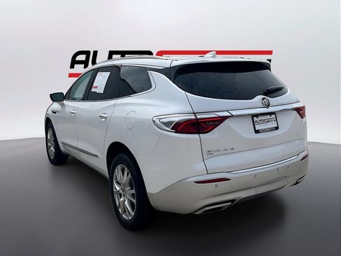 Used 2024 Buick Enclave Premium AWD/4WD image 5