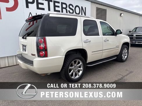 Used 2014 GMC Yukon Denali image 3