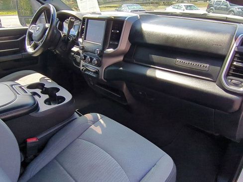 Used 2024 RAM 2500 Big Horn image 21