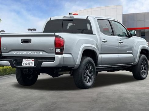 Certified 2023 Toyota Tacoma SR5 w/ Technology Package AWD/4WD image 5