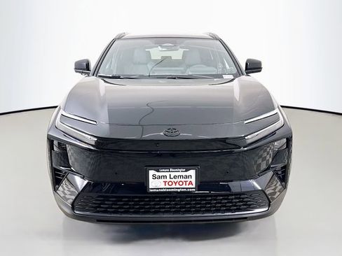 New 2026 Toyota C-HR AWD/4WD image 2