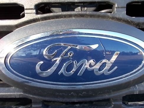 Used 2023 Ford F350 XL AWD/4WD image 16