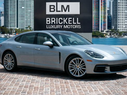 Used 2019 Porsche Panamera RWD image 1