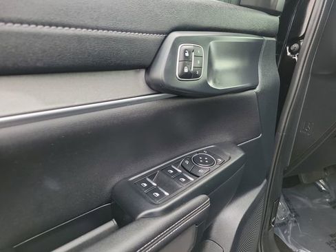 Certified 2024 Ford Ranger Lariat w/ Advanced Towing Package AWD/4WD image 24