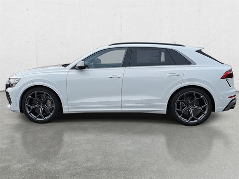 New 2026 Audi RS Q8 performance image 8