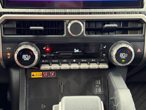 Used 2026 Toyota 4Runner 4WD image 18