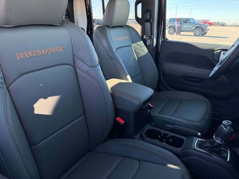 New 2026 Jeep Gladiator Mojave image 28