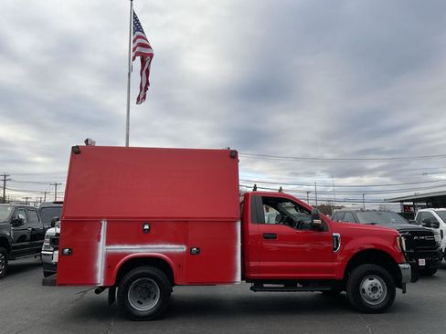 Used 2017 Ford F350 XL w/ Power Equipment Group image 4