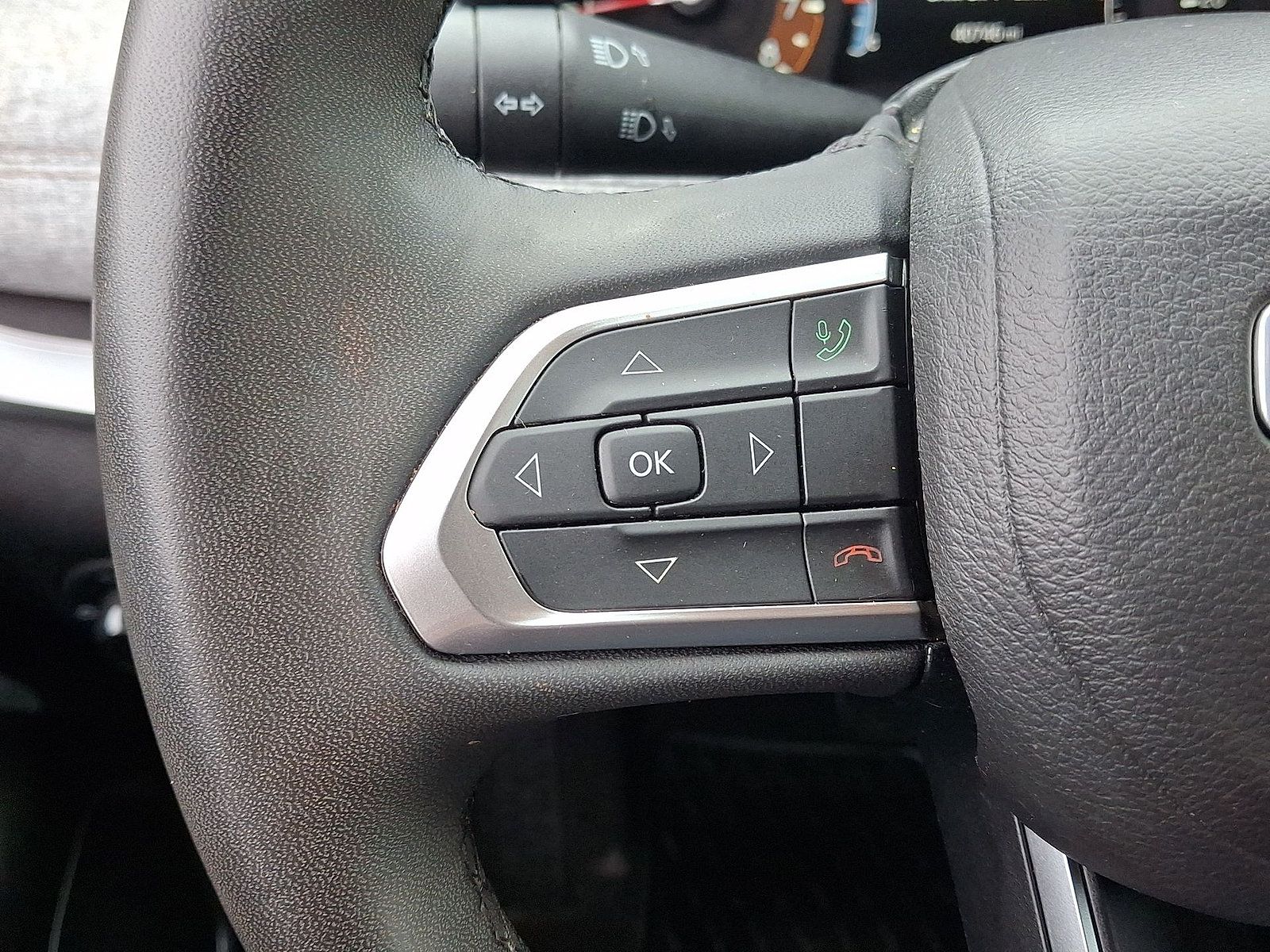 Used 2023 Jeep Compass Latitude AWD/4WD image 17