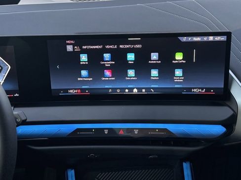 Used 2025 BMW X3 xDrive30i w/ Premium Package image 24