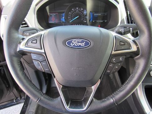 Used 2024 Ford Edge SEL image 19