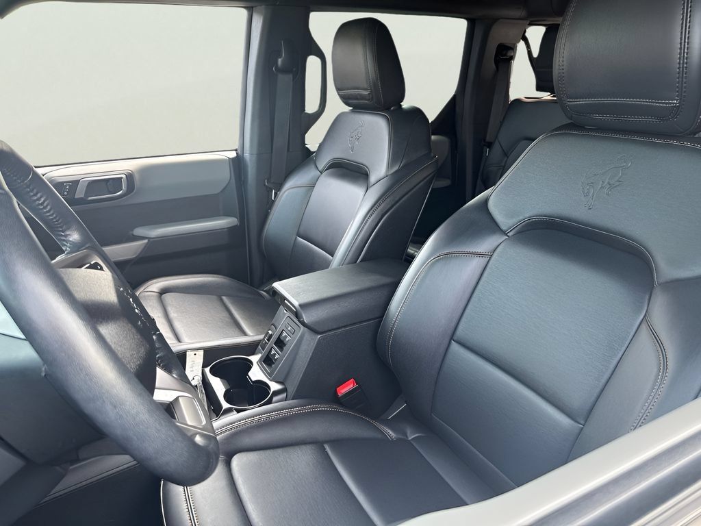 Used 2022 Ford Bronco Badlands AWD/4WD image 11