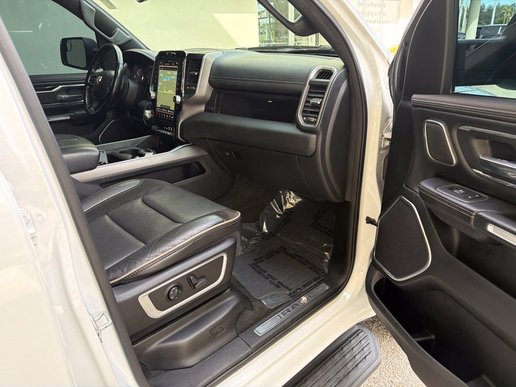 Used 2021 RAM 1500 Laramie RWD image 32