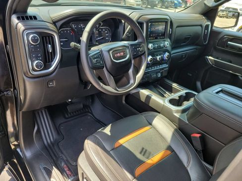 Used 2022 GMC Sierra 1500 AT4 w/ AT4 Preferred Package AWD/4WD image 19