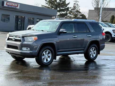 Used 2012 Toyota 4Runner SR5 w/ Premium Pkg w/3rd Row Seat image 7