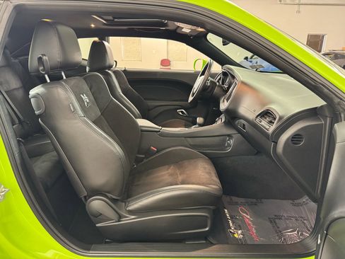 Used 2023 Dodge Challenger R/T Scat Pack w/ Plus Package image 34