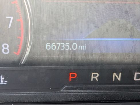 Used 2022 Ford Explorer XLT AWD/4WD image 14