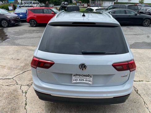 Used 2018 Volkswagen Tiguan SE AWD/4WD image 14
