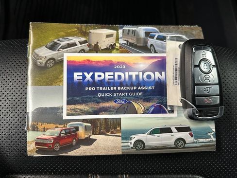 Used 2023 Ford Expedition Max Platinum AWD/4WD image 43