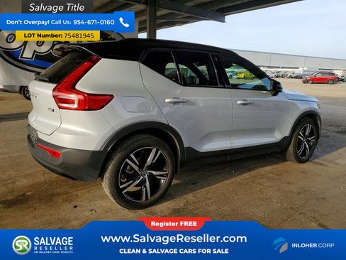 Used 2021 Volvo XC40 T5 R-Design w/ Climate Package AWD/4WD image 4